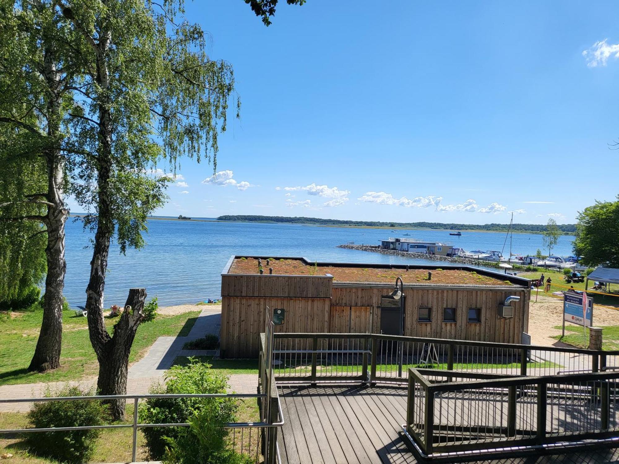Strandhaus 2 Og Röbel Exteriér fotografie